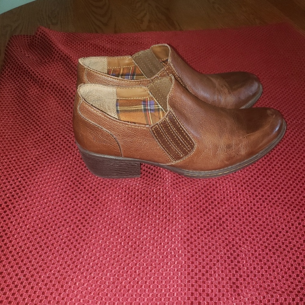 Ankle boots